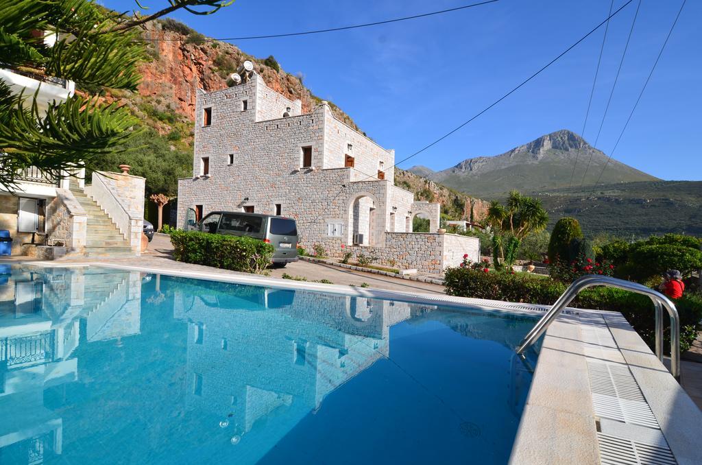 Foivos 2 Hotel Gythio Exterior photo